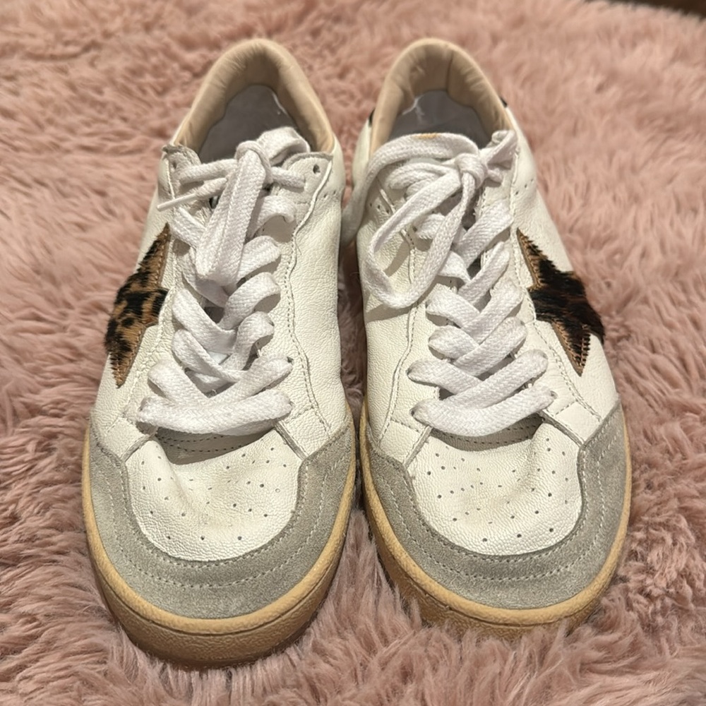 Golden goose ball star shoes in perfect condition